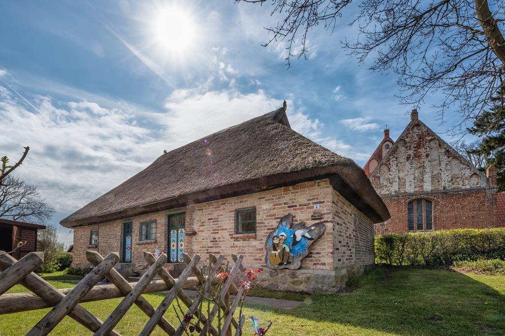Apartmán Hexenhaus Auf Ruegen Rappin Exteriér fotografie
